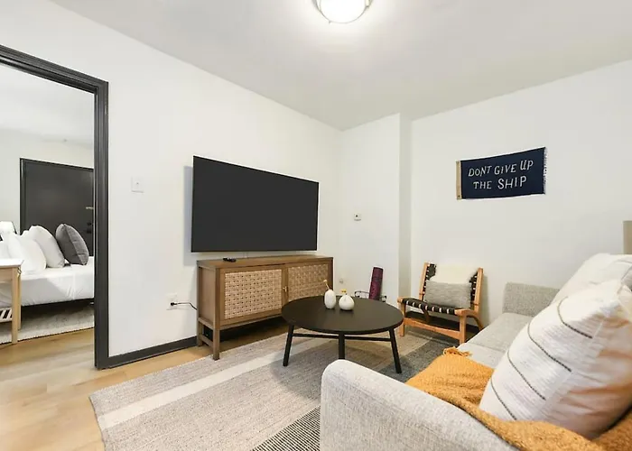Apartment Hostwise - Pet Friendly Butler St Apt, Ground Floor With Private Entrance Pittsburgh